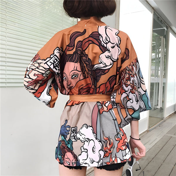Kimono marron avec motifs japonais. Vêtement ample et confortable, idéal pour un style unique et tendance. Découvrez notre collection de kimonos originaux.