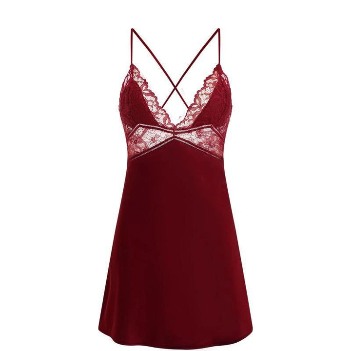 Nuisette bordeaux en dentelle pour femme. Élégance et confort pour vos nuits. Découvrez notre collection de kimonos et lingerie fine.