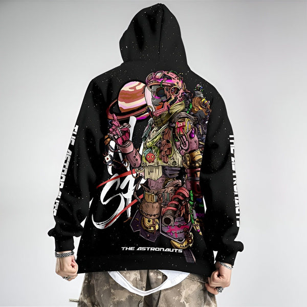 Vue de dos d'un sweat à capuche noir avec un astronaute coloré portant un kimono. Illustration originale avec inscription « The Astronauts ». Vêtements kimono uniques et tendance.