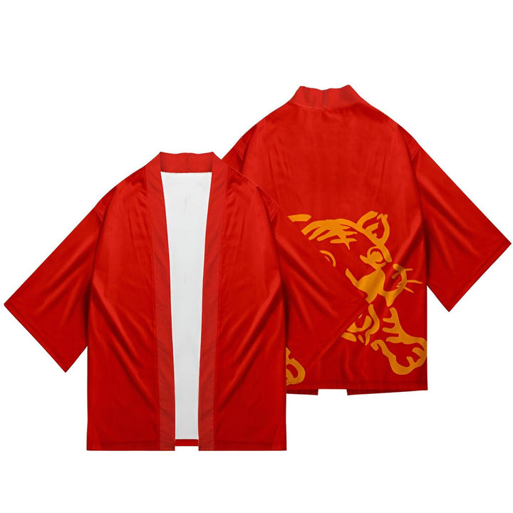 Kimono rouge avec motif de tigre doré. Vêtement de style japonais, idéal pour un look audacieux et tendance. Mode asiatique, streetwear original.