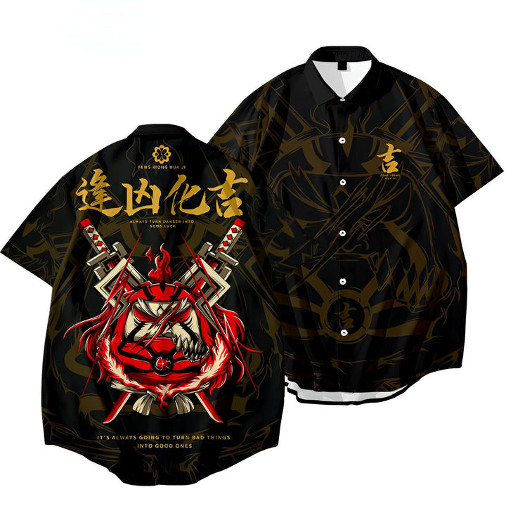 Kimono noir à manches courtes avec motifs japonais complexes, idéal pour un look unique et tendance. Découvrez notre collection de kimonos pour hommes.