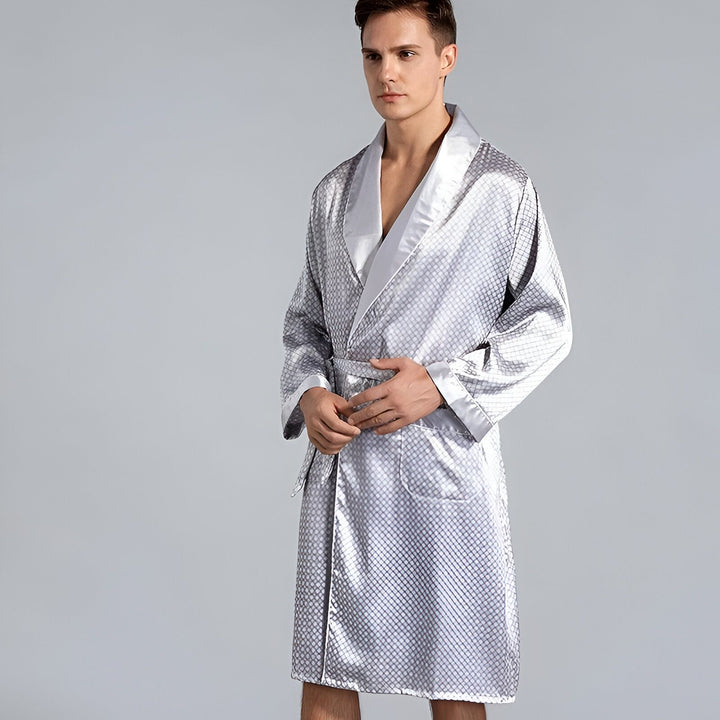 Homme en kimono gris motif losanges. Peignoir pour homme confortable et élégant. Vente de kimonos pour hommes.