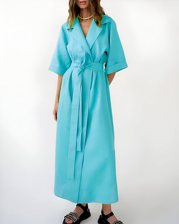 Kimono turquoise élégant pour femme. Vêtement style japonais en lin avec ceinture. Mode kimono tendance et confortable. Achetez un kimono unique en ligne.
