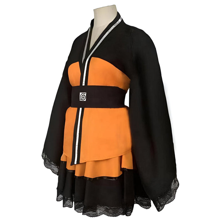 Kimono Naruto pour femme, style manga japonais, couleurs orange et noir avec ceinture. Vêtement traditionnel revisité, idéal pour cosplay et fans de Naruto. Découvrez notre collection de kimonos uniques.
