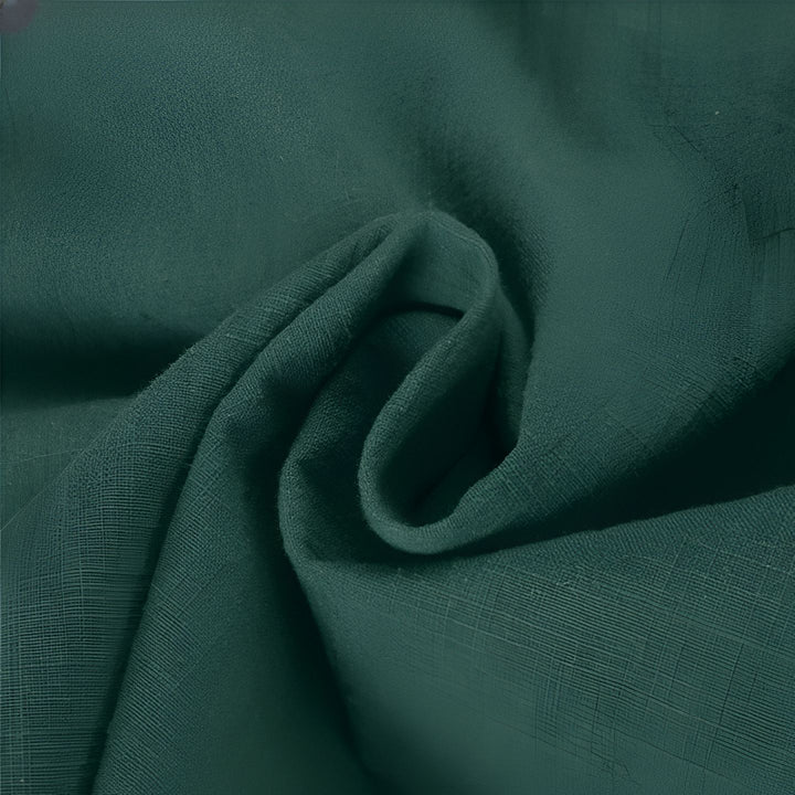 Tissu vert émeraude de kimono, texture lin, idéal pour un style japonais authentique et confortable. Découvrez notre collection de kimonos uniques.