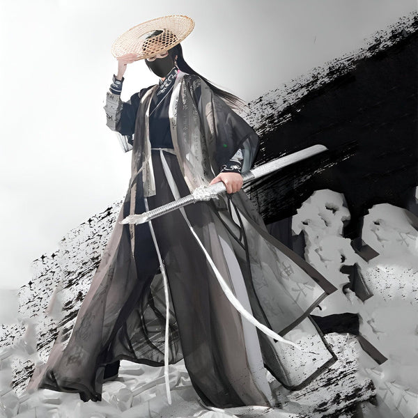 Personne en costume traditionnel asiatique avec un chapeau de paille et un masque, tenant une épée. Style artistique en noir et blanc.