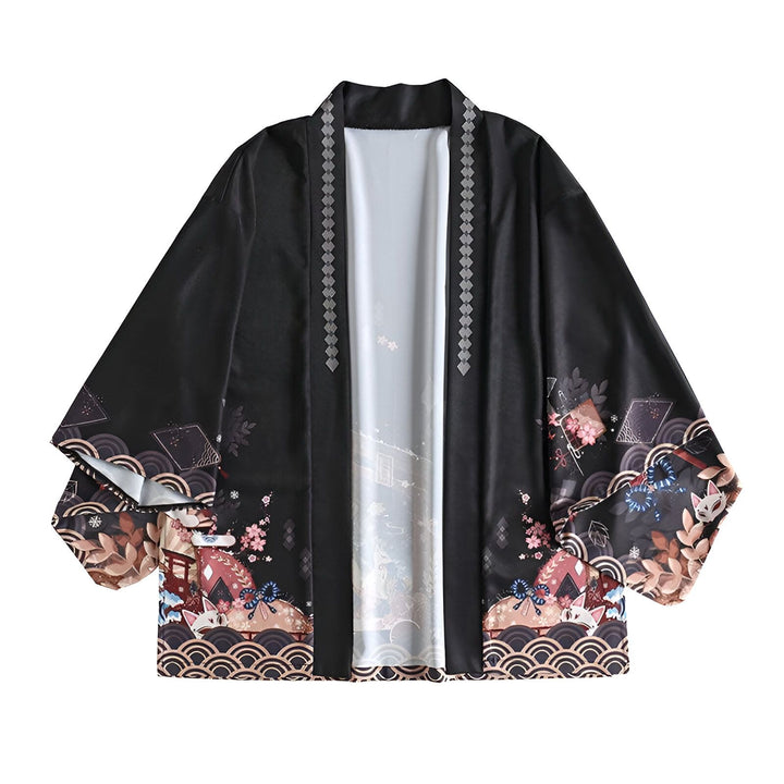 Kimono noir imprimé, style japonais. Motifs de renards, fleurs et vagues. Vêtement traditionnel revisité, idéal pour un look tendance et original. Découvrez notre collection de kimonos uniques.