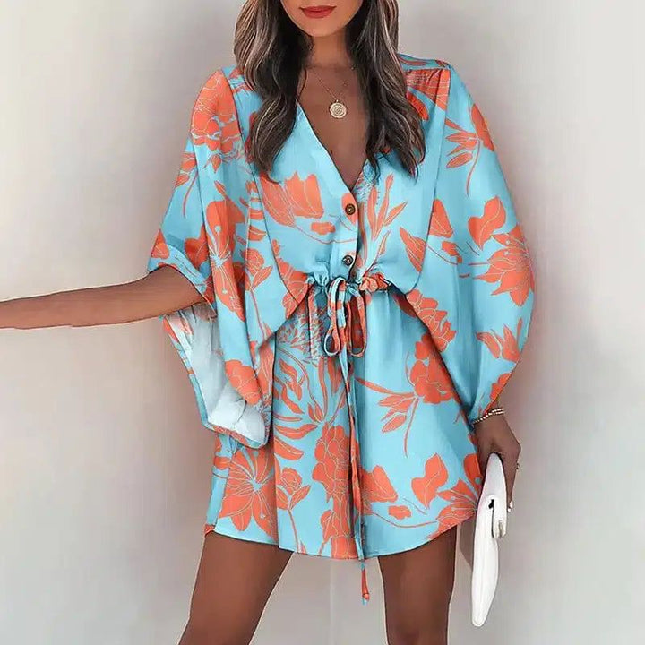 Kimono turquoise à fleurs orange, manches amples, noué à la taille. Vêtements style kimono pour femme.