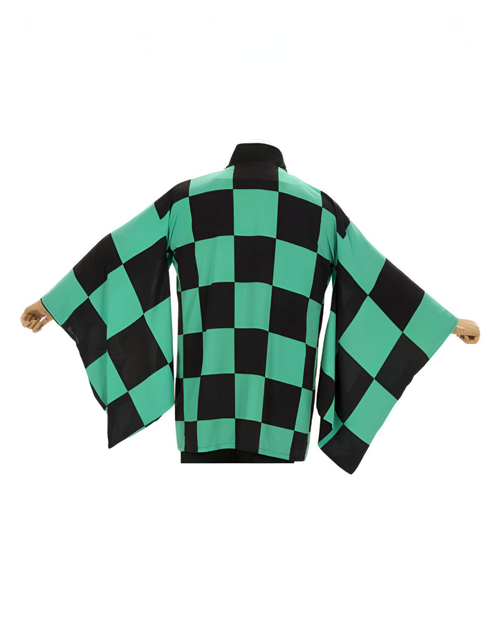 Kimono à carreaux vert et noir. Vêtement japonais traditionnel, idéal pour un look unique. Découvrez notre collection de kimonos authentiques en ligne.