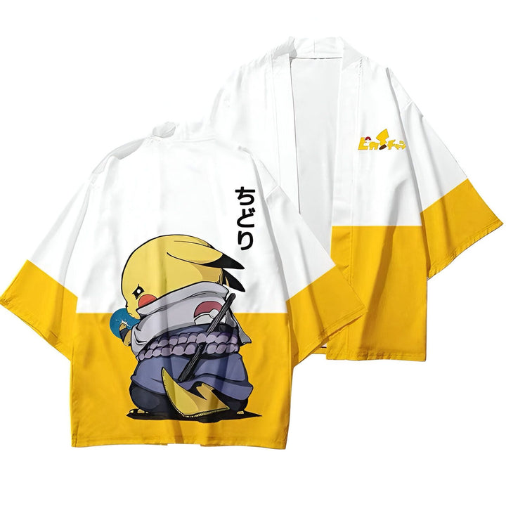 Kimono blanc et jaune avec motif Pikachu style anime. Vêtements traditionnels japonais revisités. Découvrez notre collection de kimonos uniques.