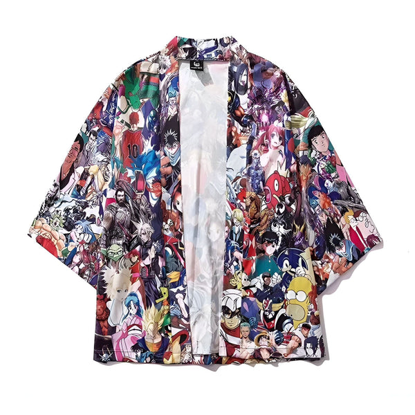 Kimono à motifs d'animés variés. Vêtement de style japonais, imprimé coloré avec des personnages de mangas célèbres. Vente de kimonos originaux.