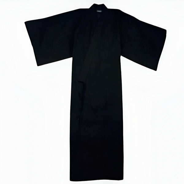 Kimono japonais noir traditionnel à manches larges, vêtement élégant et confortable, disponible à l'achat.