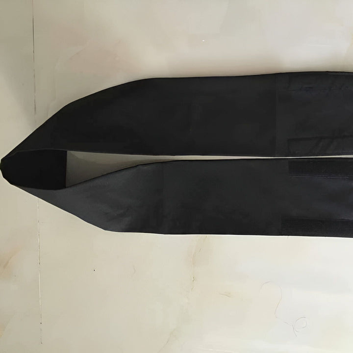 Obi noir pour kimono, accessoire de mode japonaise. Ceinture large noire avec fermeture velcro, idéal pour compléter votre tenue traditionnelle.
